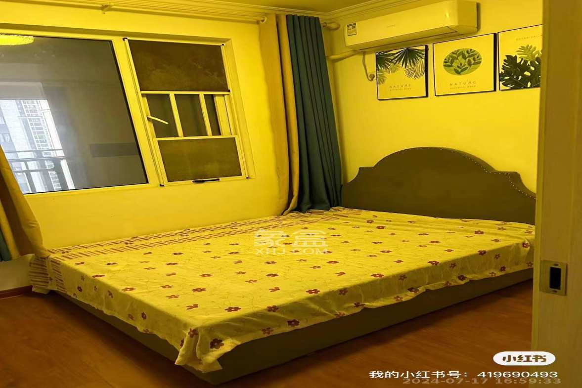 绿地香树花城  3室2厅1卫   1600.00元/月室内图