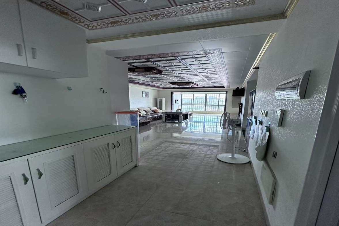 鸿星新天地  3室2厅2卫    2000.0元/月 鸿星新天地  3室2厅2卫    2000.0元/月室内图