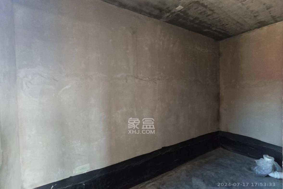 鑫远和城(一、二期)  5室2厅1卫    2600.0元/月 鑫远和城(一、二期)  5室2厅1卫    2600.0元/月室内图