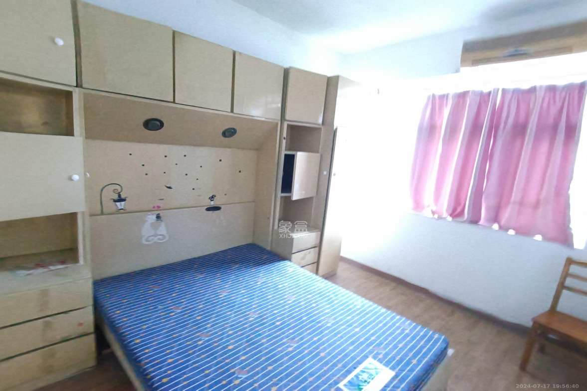 湖南省图书馆单位宿舍  3室1厅1卫   2200.00元/月室内图