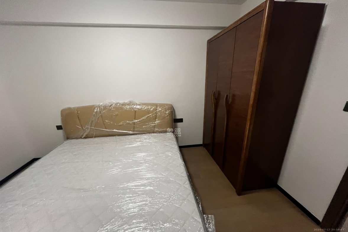 欣利梅溪左岸  4室2厅2卫   4000.00元/月室内图