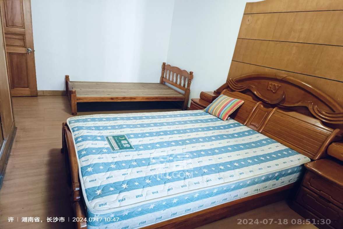 人造板厂宿舍（新河北堤1号）  2室1厅1卫    2300.0元/月室内图