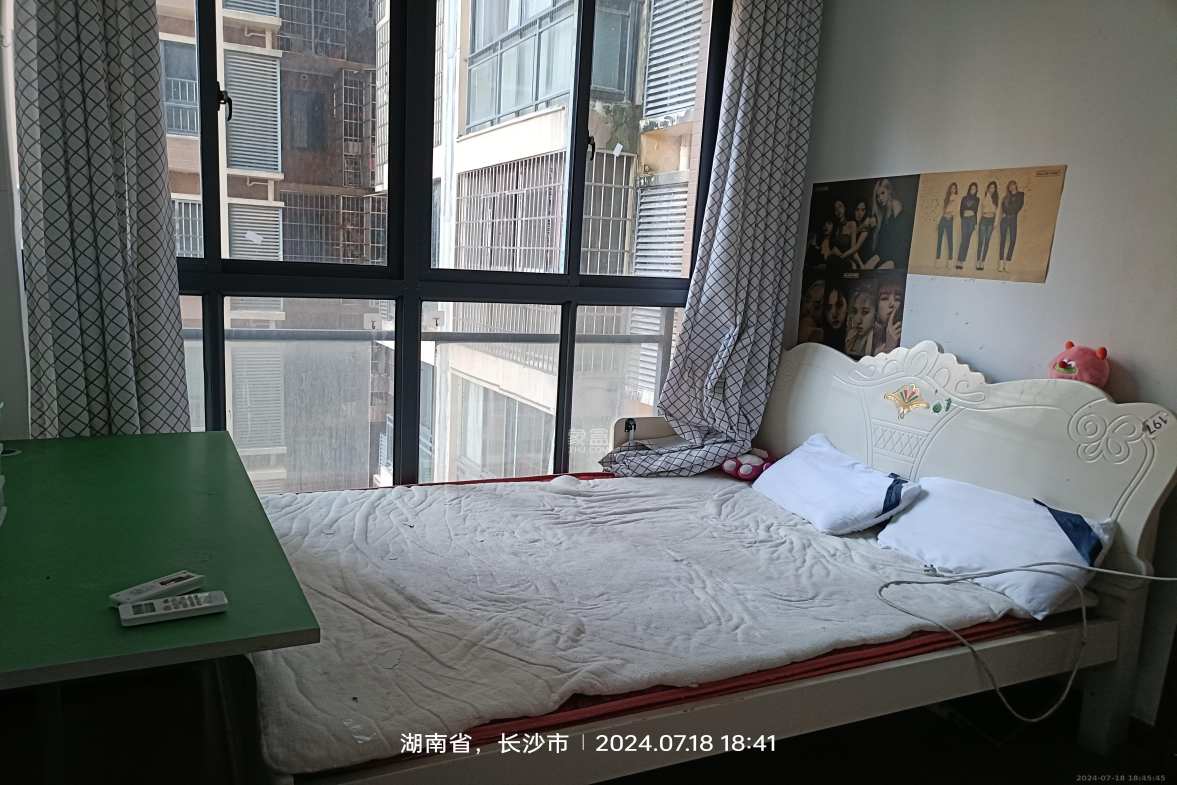 湘府十城（汇财御景湾新寓,汇财国际）  3室2厅2卫   2200.00元/月室内图