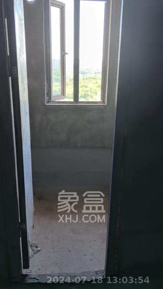 长房明宸府  4室2厅2卫   1000.00元/月室内图