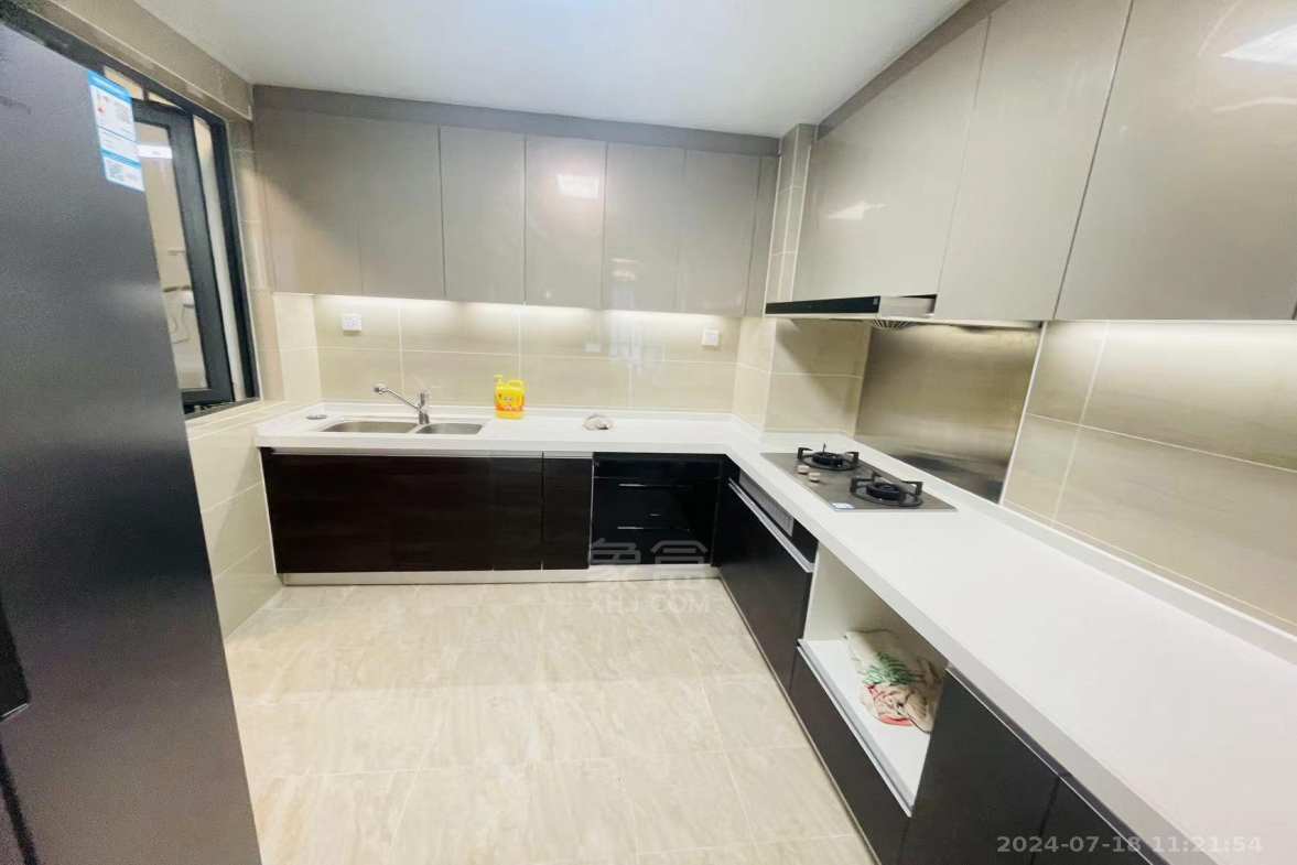 株洲恒大悦珑台 3室2厅2卫 2300.0元/月 株洲恒大悦珑台 3室2厅2卫 2300.0元/月室内图