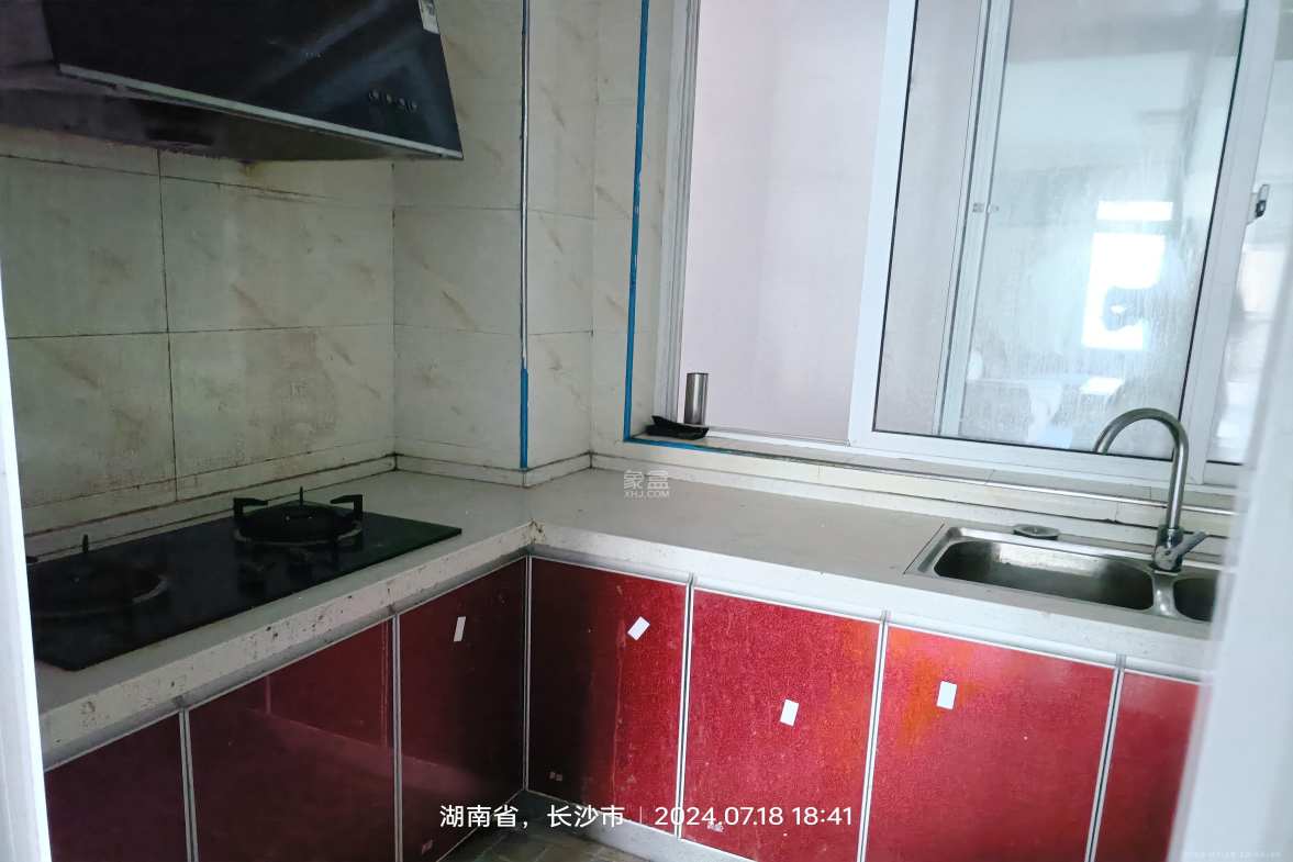 湘府十城（汇财御景湾新寓,汇财国际）  3室2厅2卫   2200.00元/月室内图
