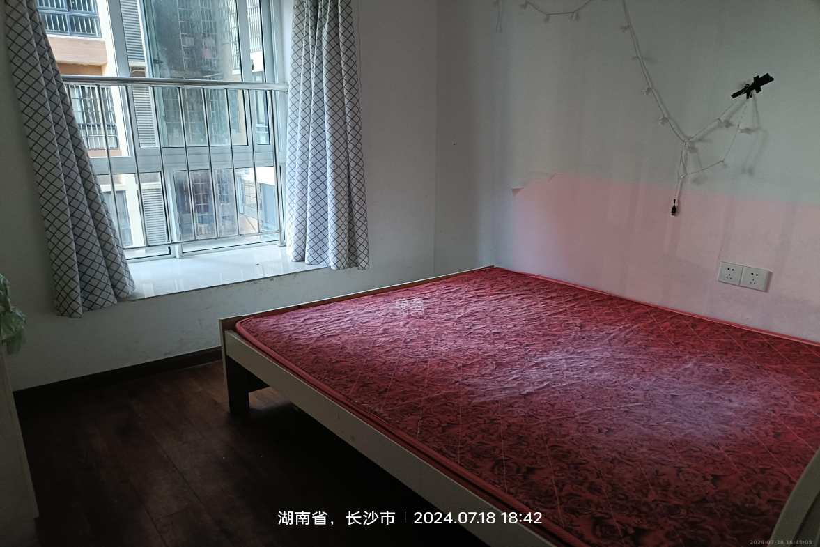 湘府十城（汇财御景湾新寓,汇财国际）  3室2厅2卫   2200.00元/月室内图