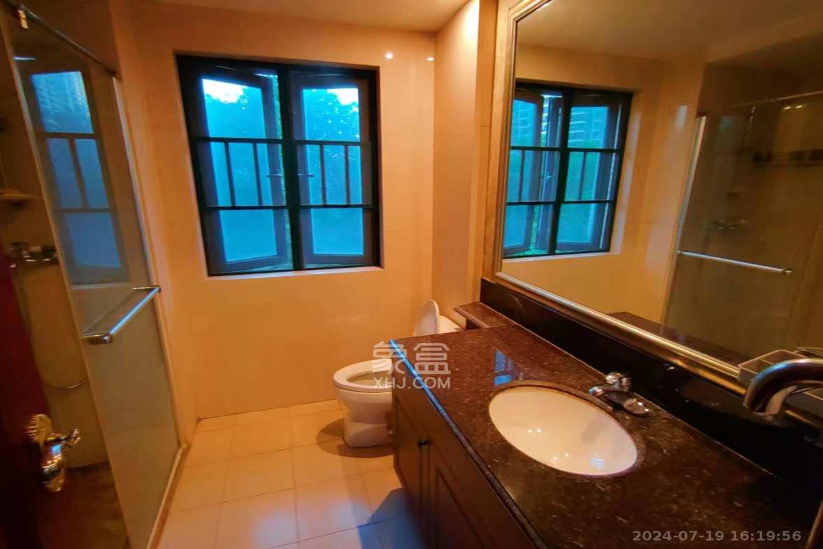 恒大雅苑 3室2厅1卫 2700.0元/月 恒大雅苑 3室2厅1卫 2700.0元/月室内图