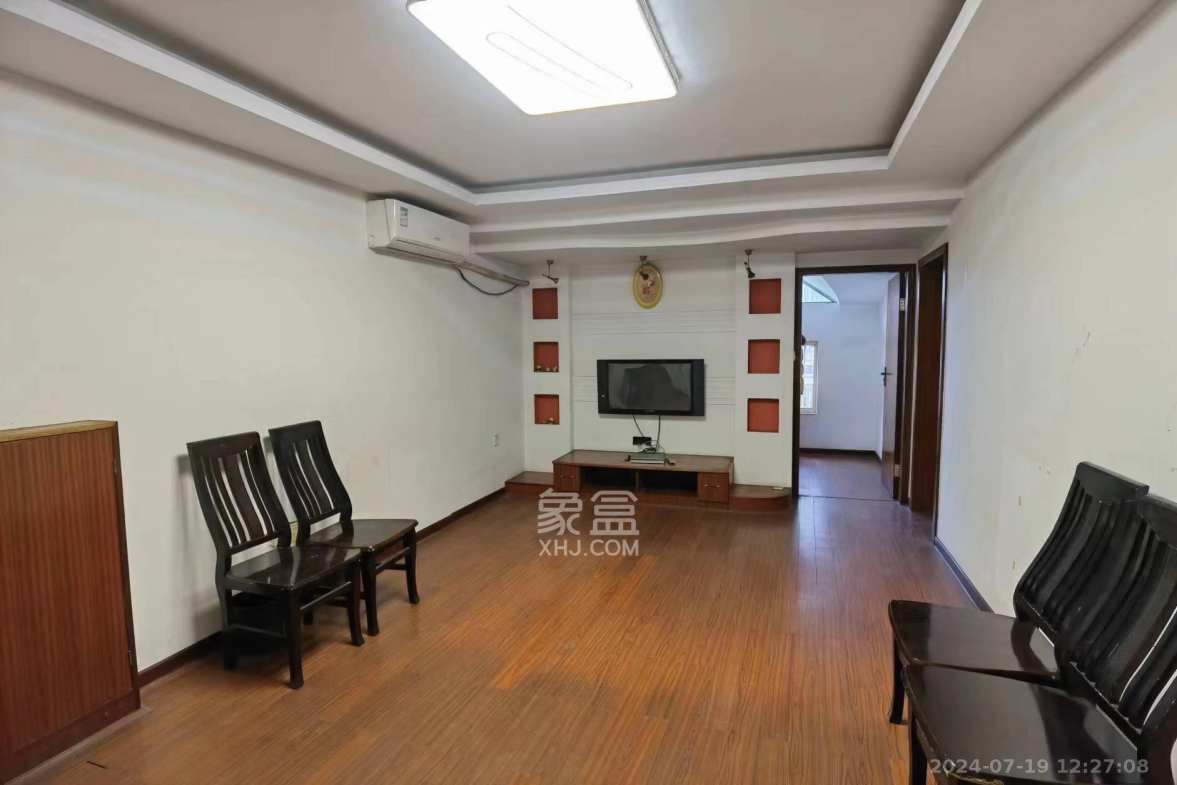 中星苑 3室2厅1卫 1500.0元/月 中星苑 3室2厅1卫 1500.0元/月室内图