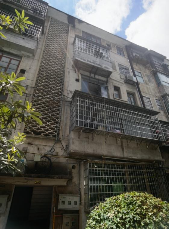 煤气公司家属楼 3室2厅1卫 1150.0元/月 煤气公司家属楼 3室2厅1卫 1150.0元/月小区图