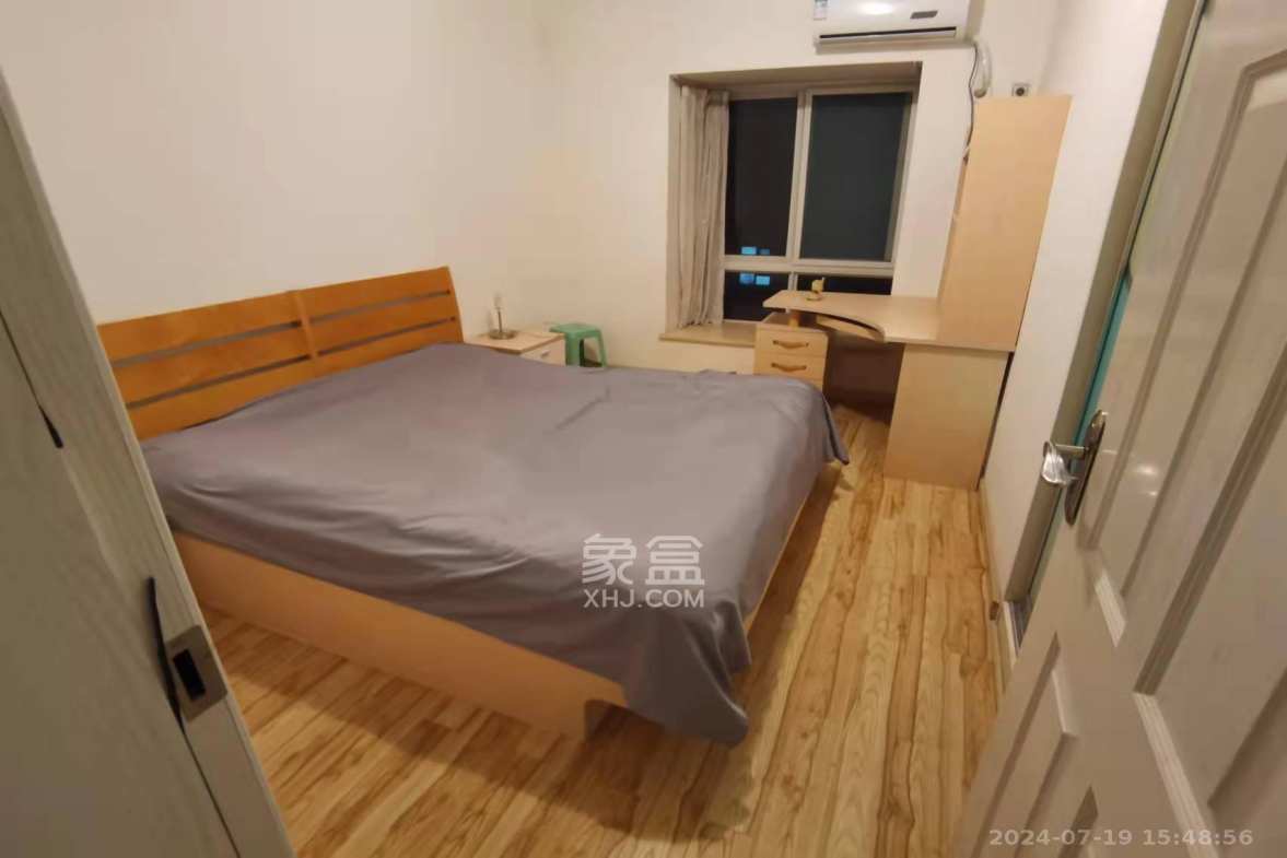 枫景园（春色满园）  1室3厅2卫   3200.00元/月室内图