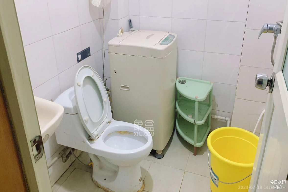 向阳门第  1室0厅0卫   2500.00元/月室内图