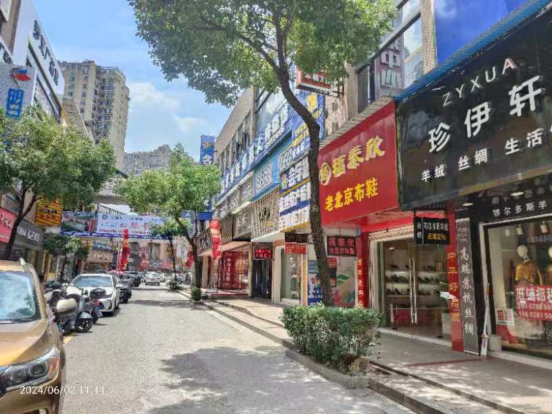 春园步行街--钻石街   53.0㎡      6000.0元/月小区图