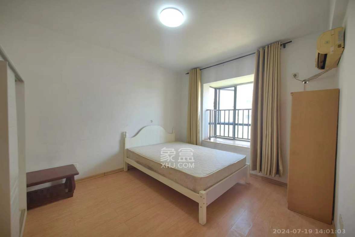 湘府名邸（同力家园）  3室2厅2卫   2600.00元/月室内图