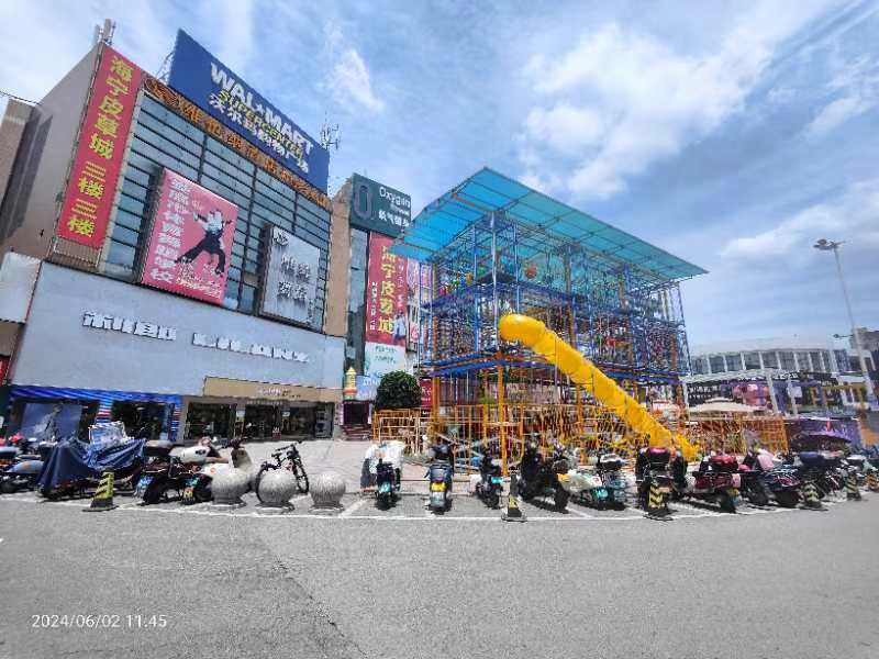 春园步行街--钻石街   53.0㎡      6000.0元/月室内图