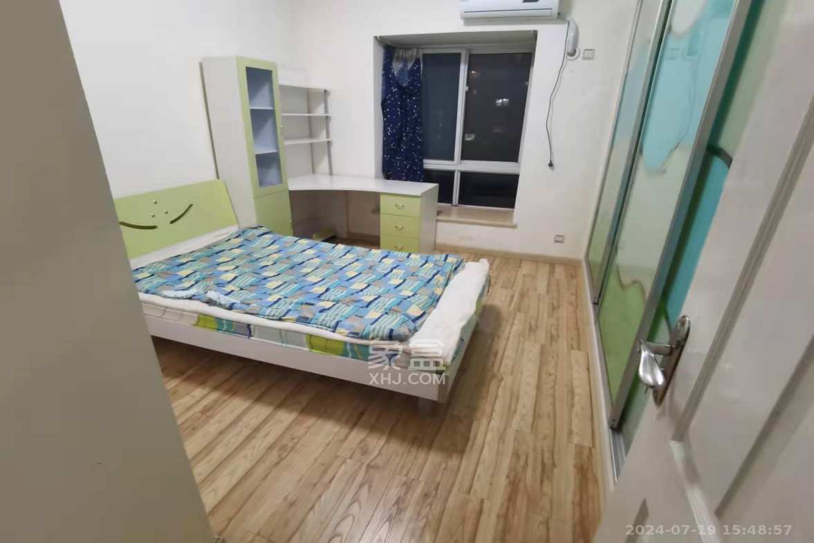 枫景园（春色满园）  1室3厅2卫   3200.00元/月室内图