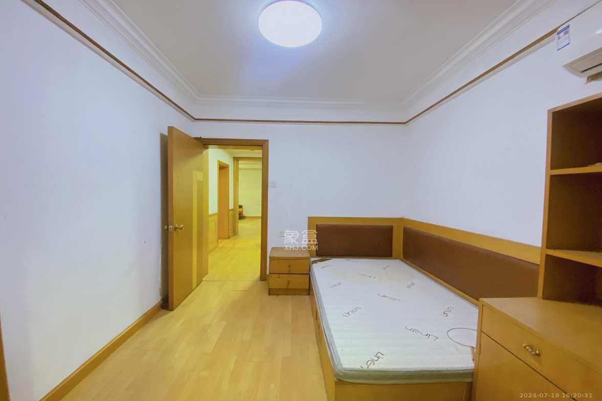 姚正街商住楼  2室1厅1卫   2600.00元/月室内图