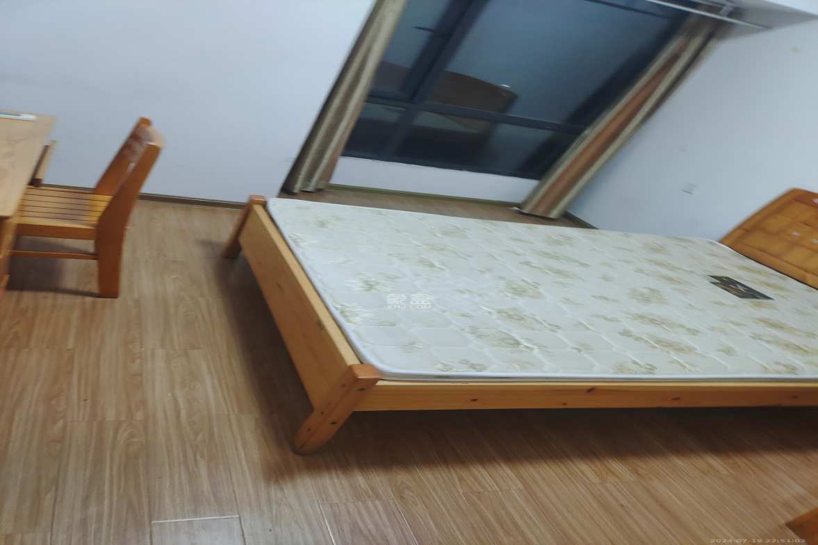 归心苑  1室2厅2卫   1200.00元/月室内图