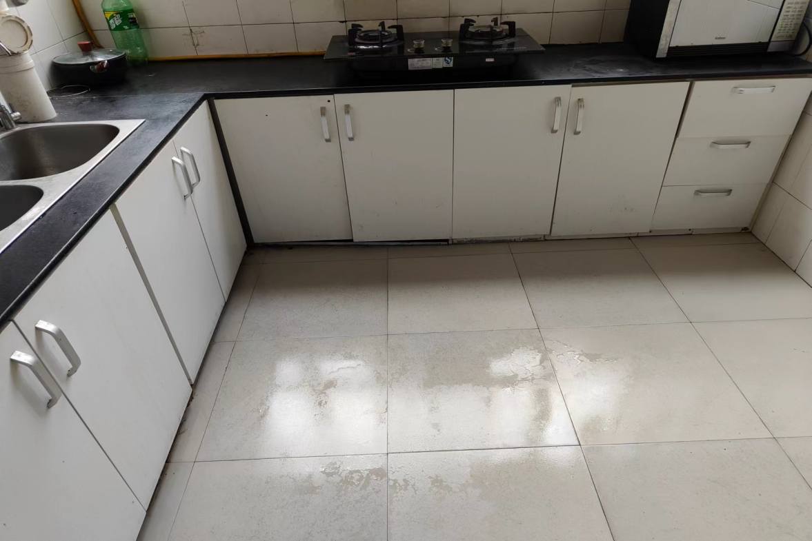 电力局家属楼 3室2厅1卫 1300.0元/月 电力局家属楼 3室2厅1卫 1300.0元/月室内图