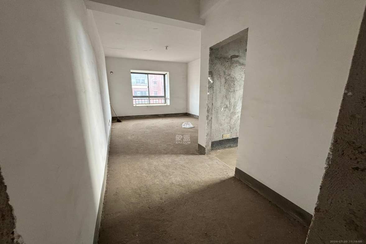纳帕溪谷  4室2厅2卫   78.00万室内图
