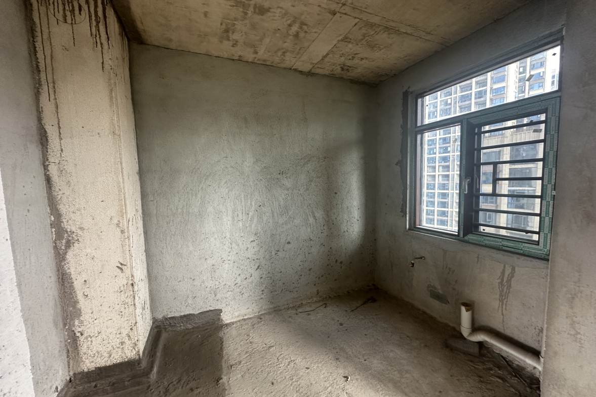 中甸.上河郡  5室2厅2卫   145.00万客厅