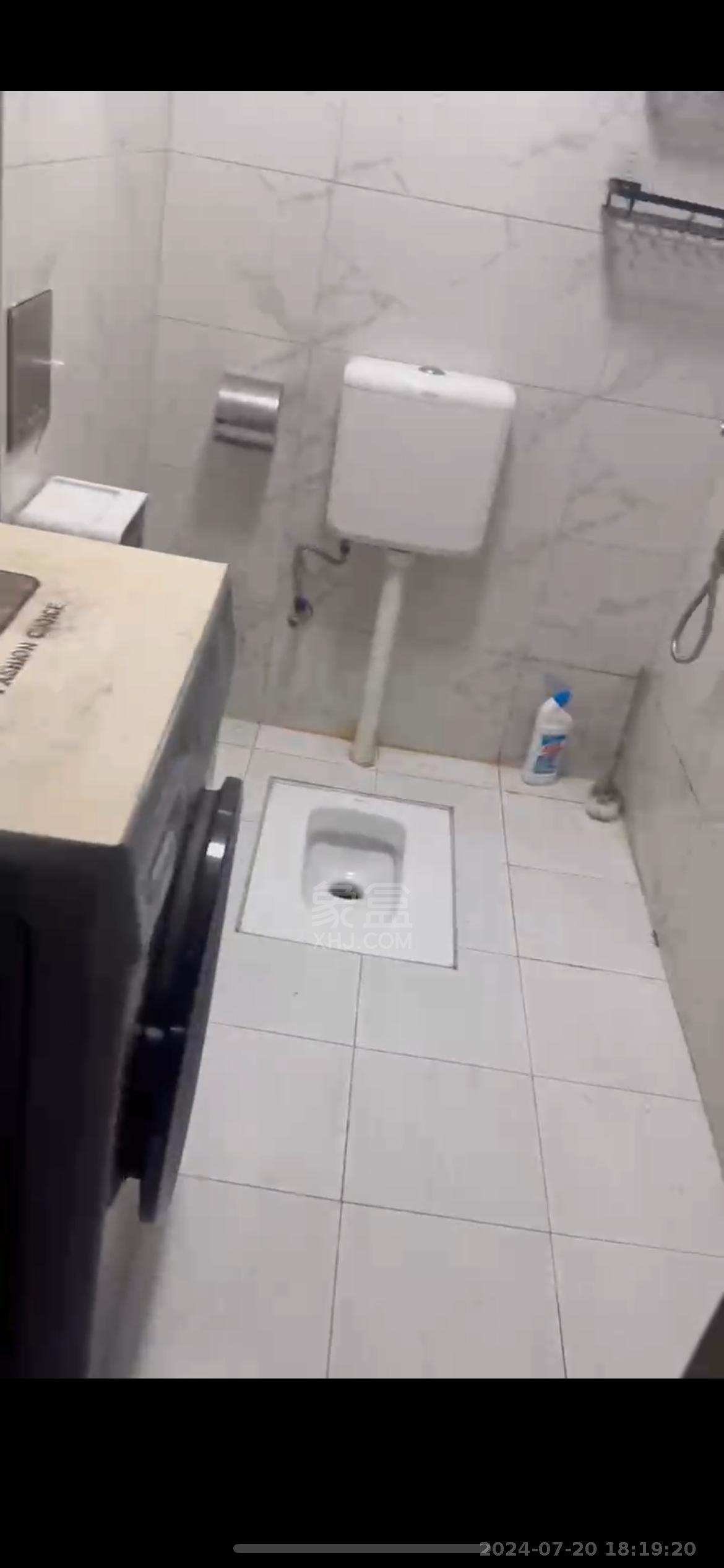 望云印象  1室1厅1卫   1600.00元/月室内图