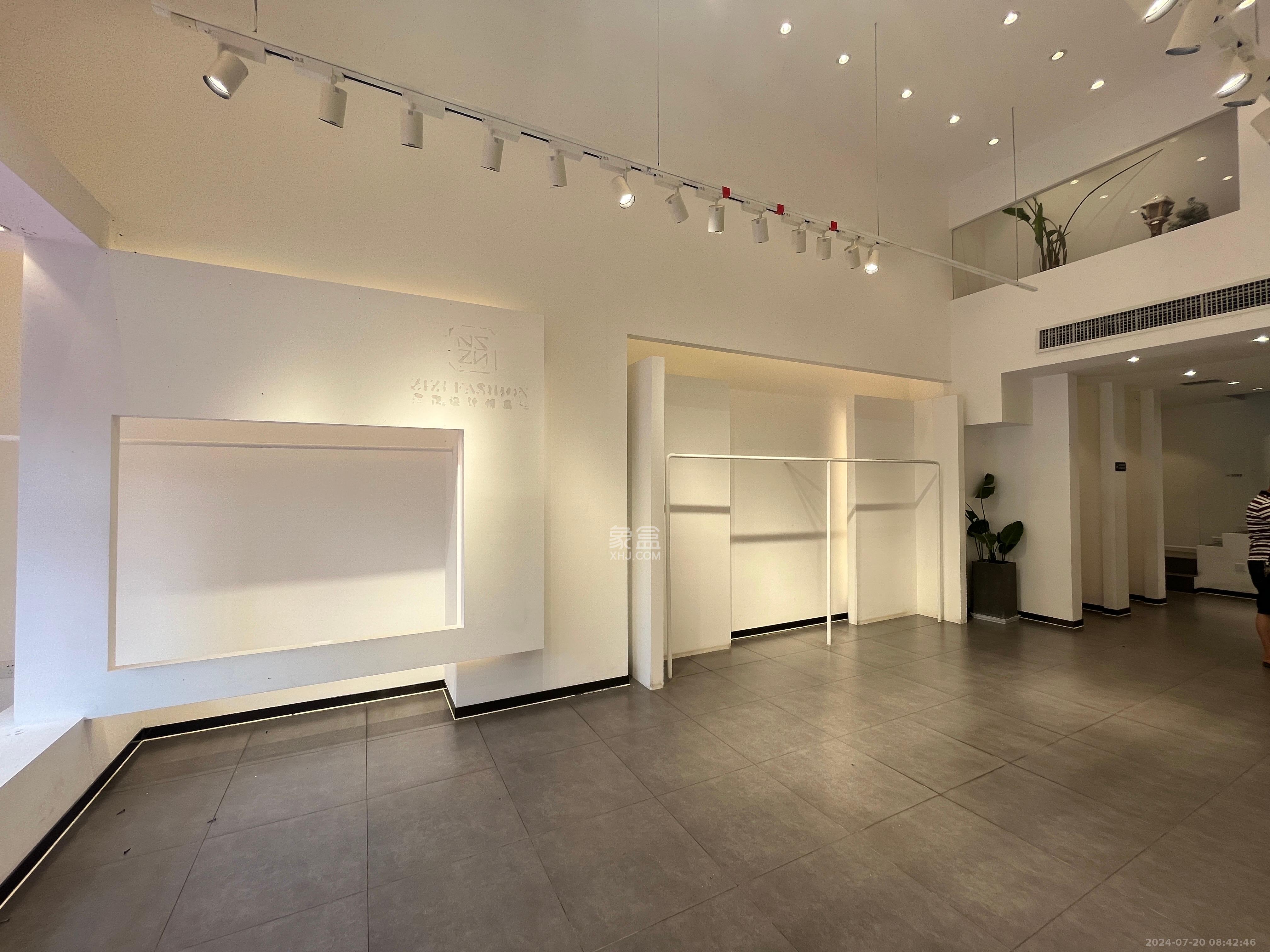 沁园春御院   68.0㎡      11800.0元/月室内图