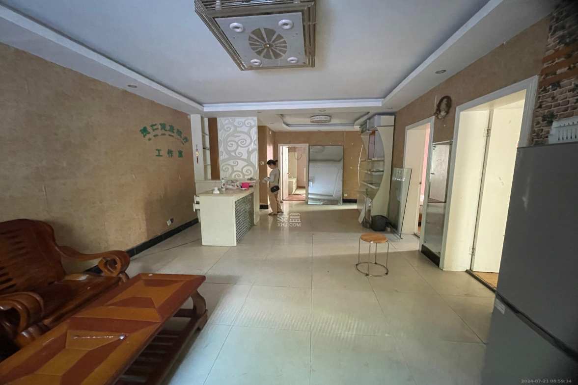 景芳苑  3室2厅1卫    1800.0元/月室内图