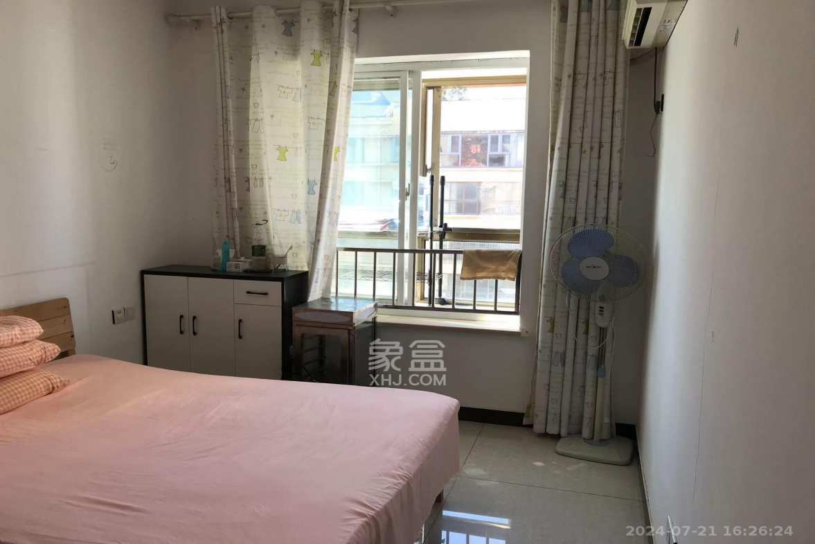 中天瑞景  3室2厅2卫   2600.00元/月室内图