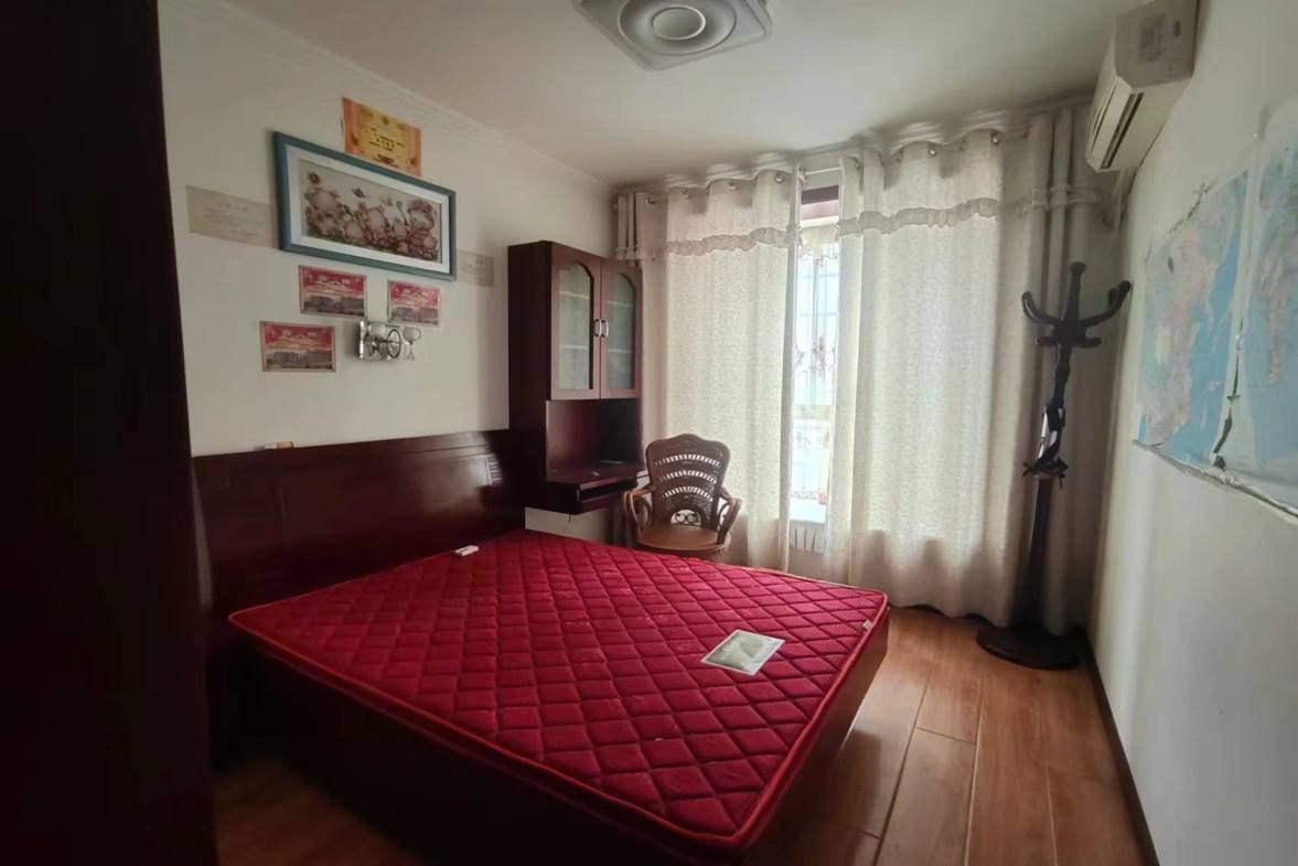 福源小区  3室2厅2卫    700.0元/月室内图