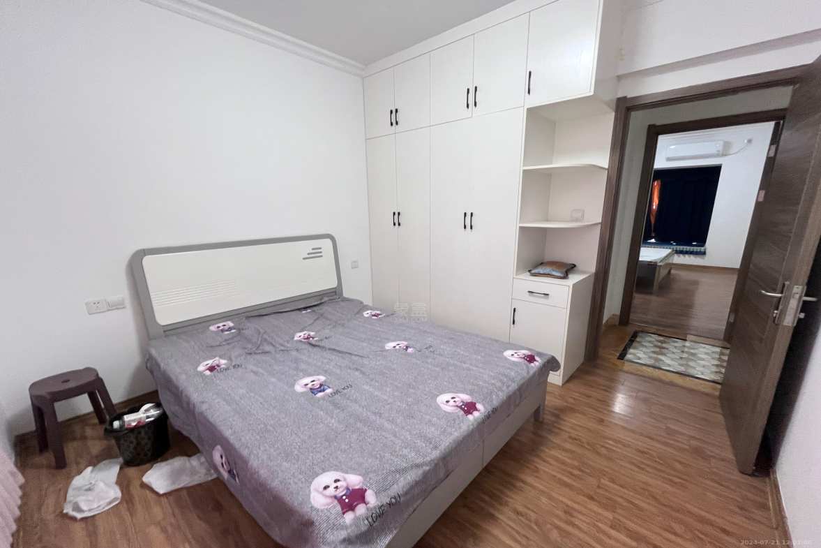 天元区碧桂园  4室2厅2卫    2600.0元/月室内图