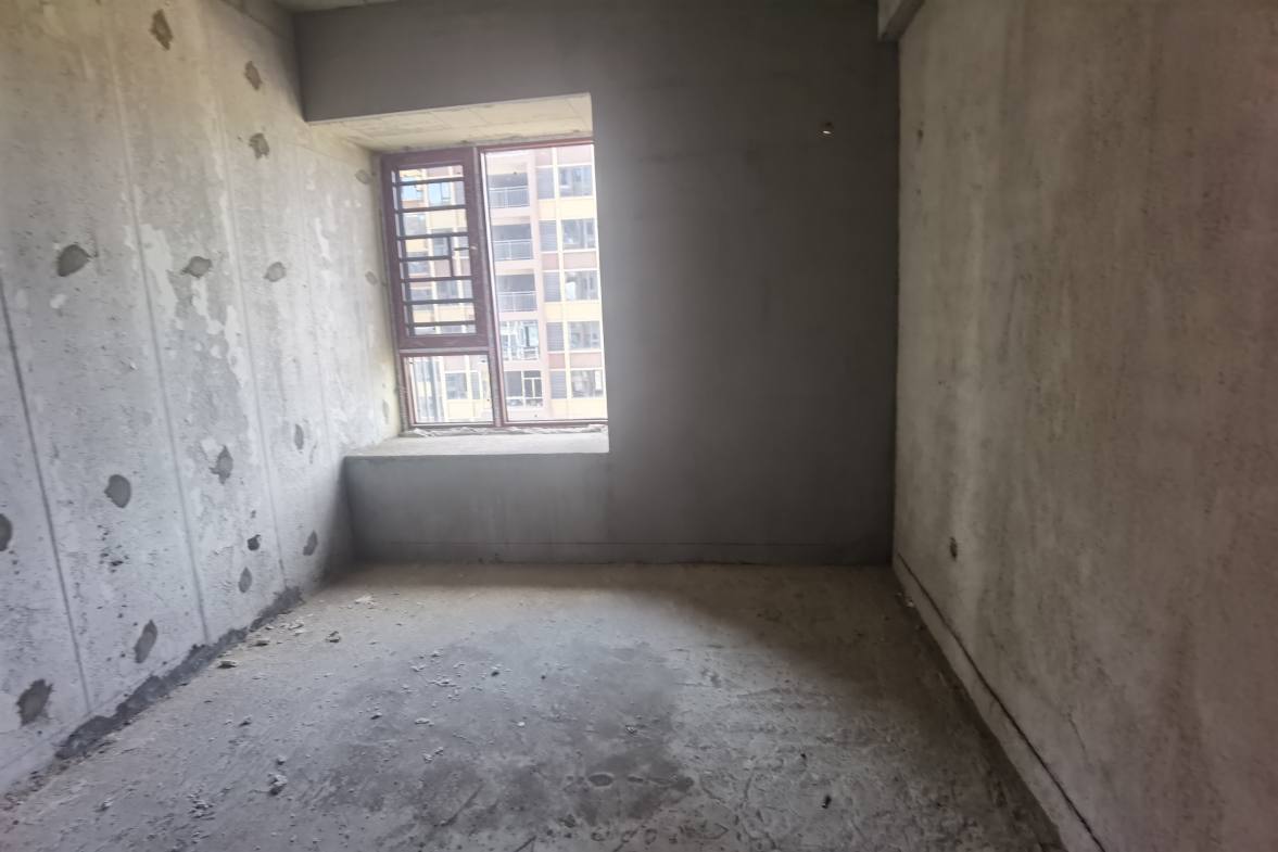 湘村名园 4室2厅2卫 53.8万 湘村名园 4室2厅2卫 53.8万客厅