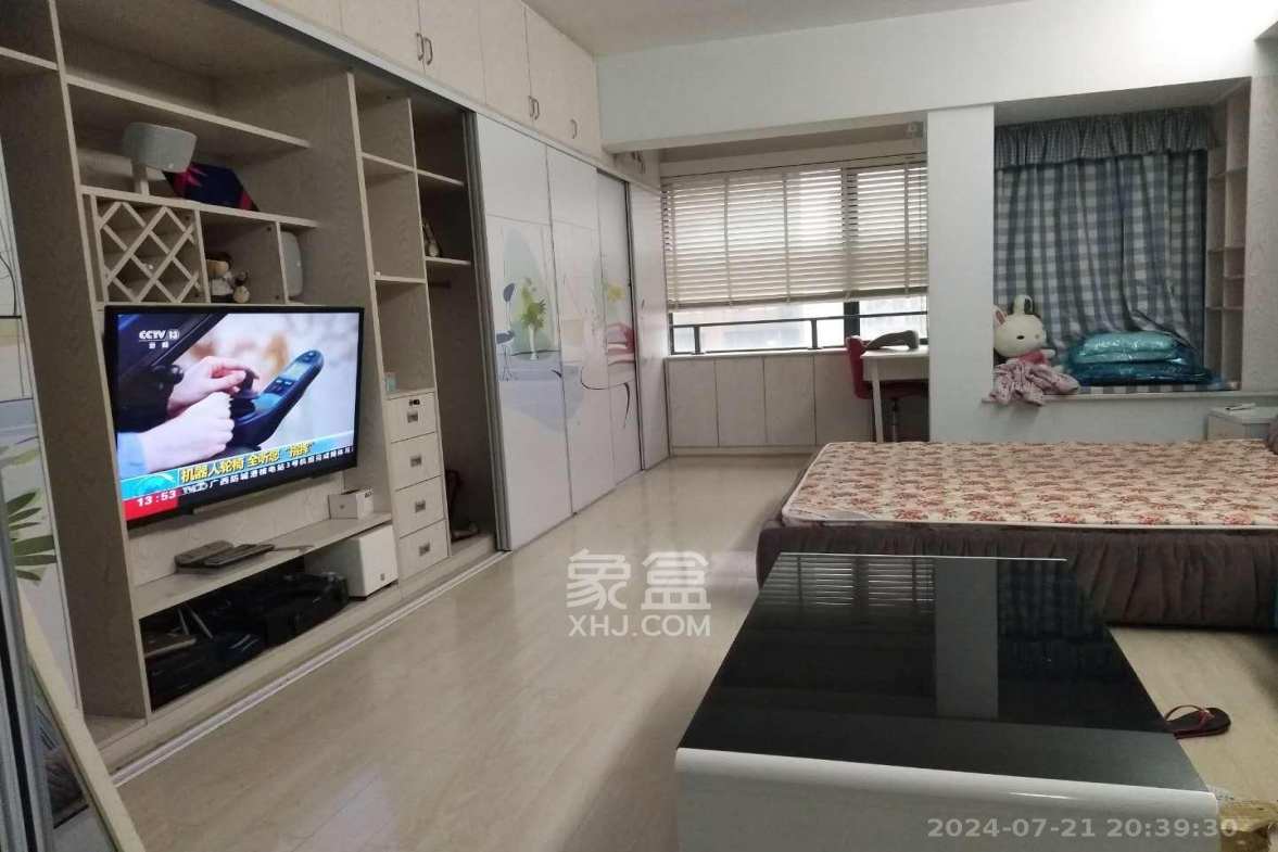 万博汇  1室1厅1卫   2200.00元/月室内图