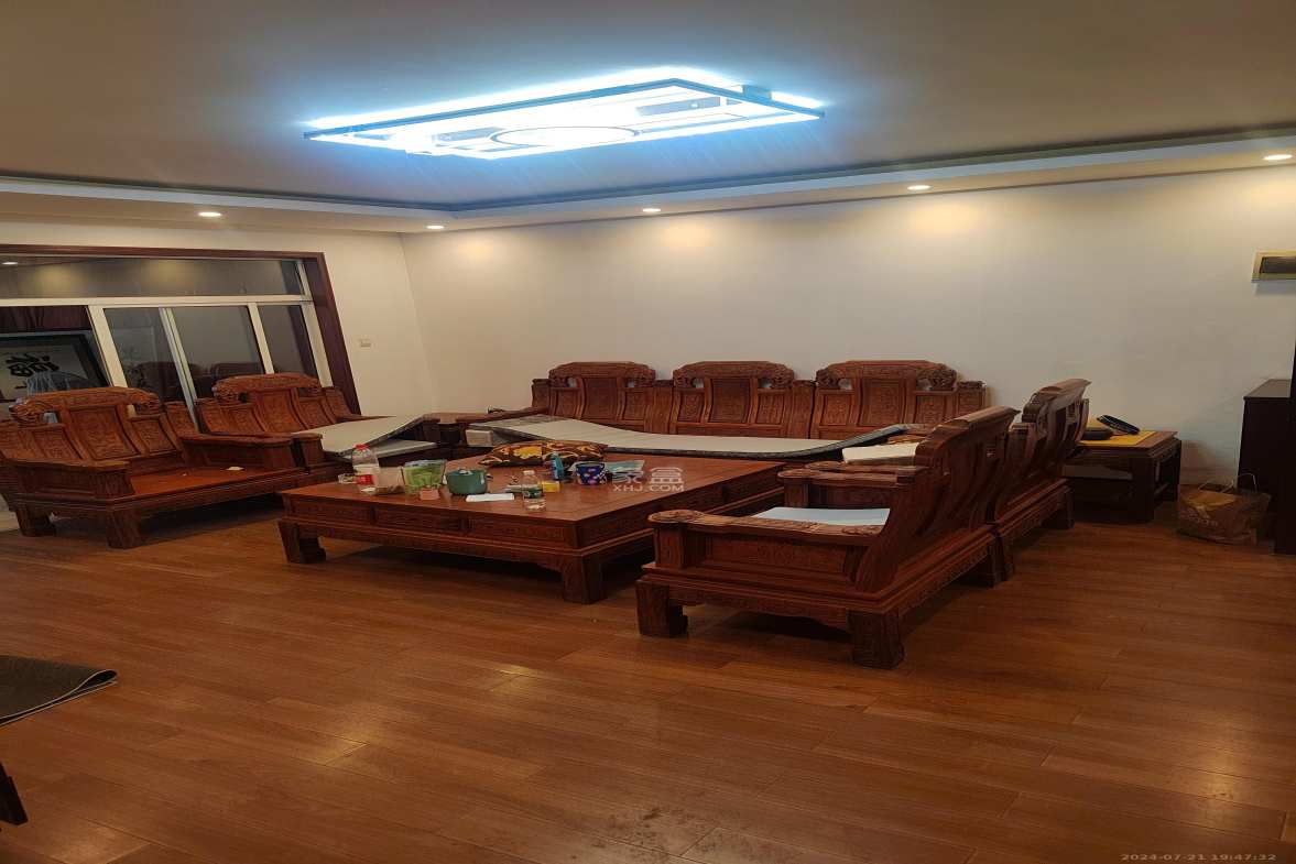 中建桂苑  3室2厅1卫   2500.00元/月室内图1