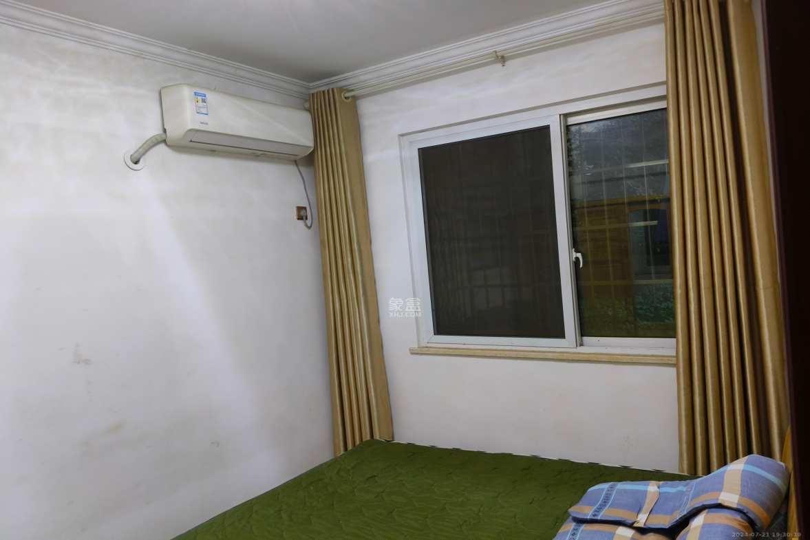 和康园小区  2室2厅1卫   1800.00元/月室内图