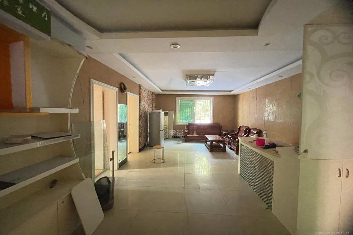 景芳苑  3室2厅1卫    1800.0元/月室内图