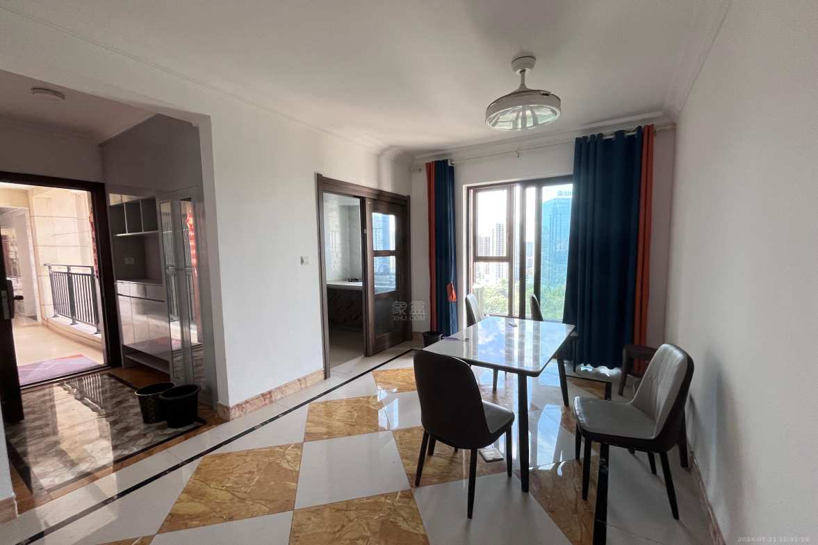 天元区碧桂园  4室2厅2卫    2600.0元/月室内图