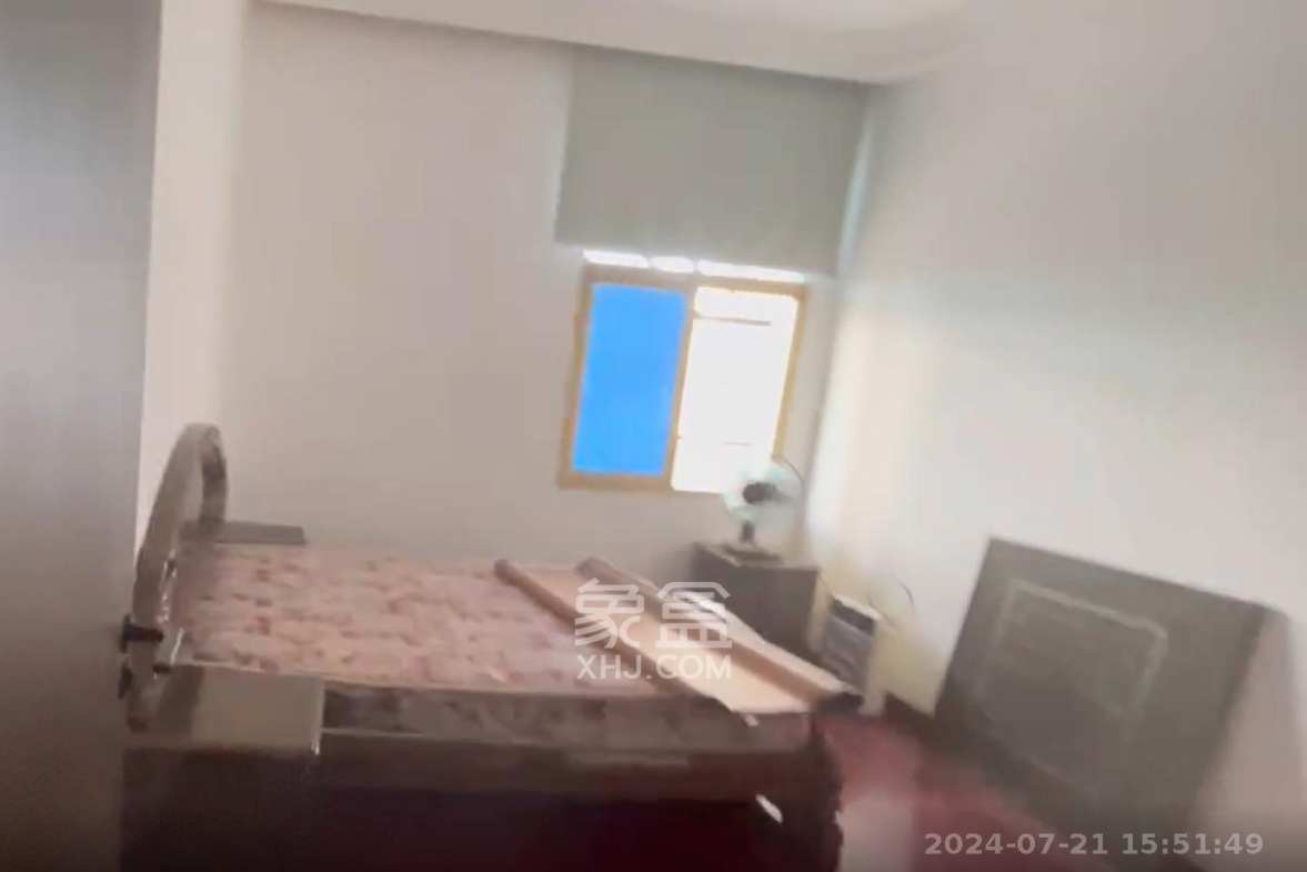 长沙县政府宿舍(星邻南苑) 4室2厅2卫 3000.0元/月 长沙县政府宿舍(星邻南苑) 4室2厅2卫 3000.0元/月室内图