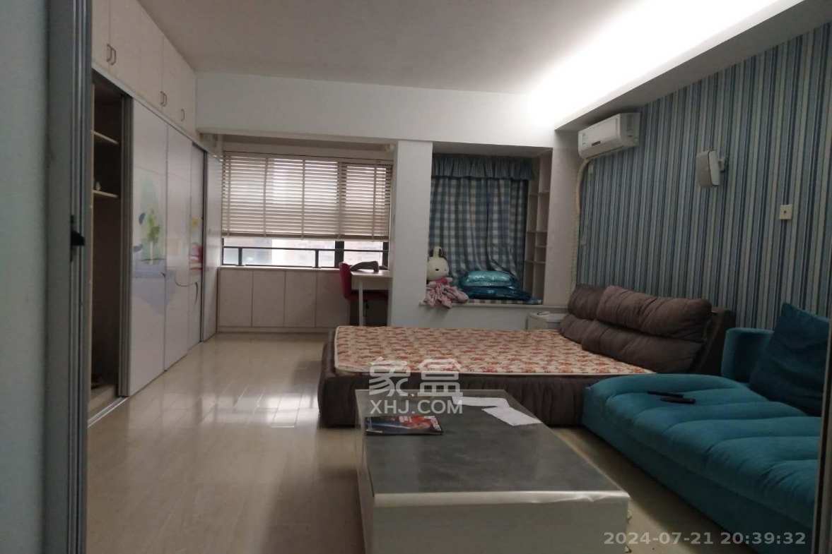 万博汇  1室1厅1卫   2200.00元/月室内图