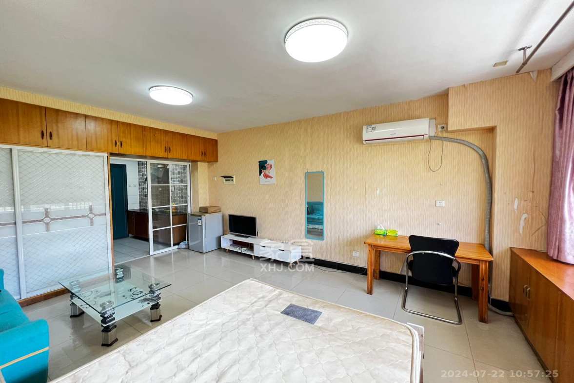 伍家岭生活广场  1室1厅1卫    1600.0元/月室内图1