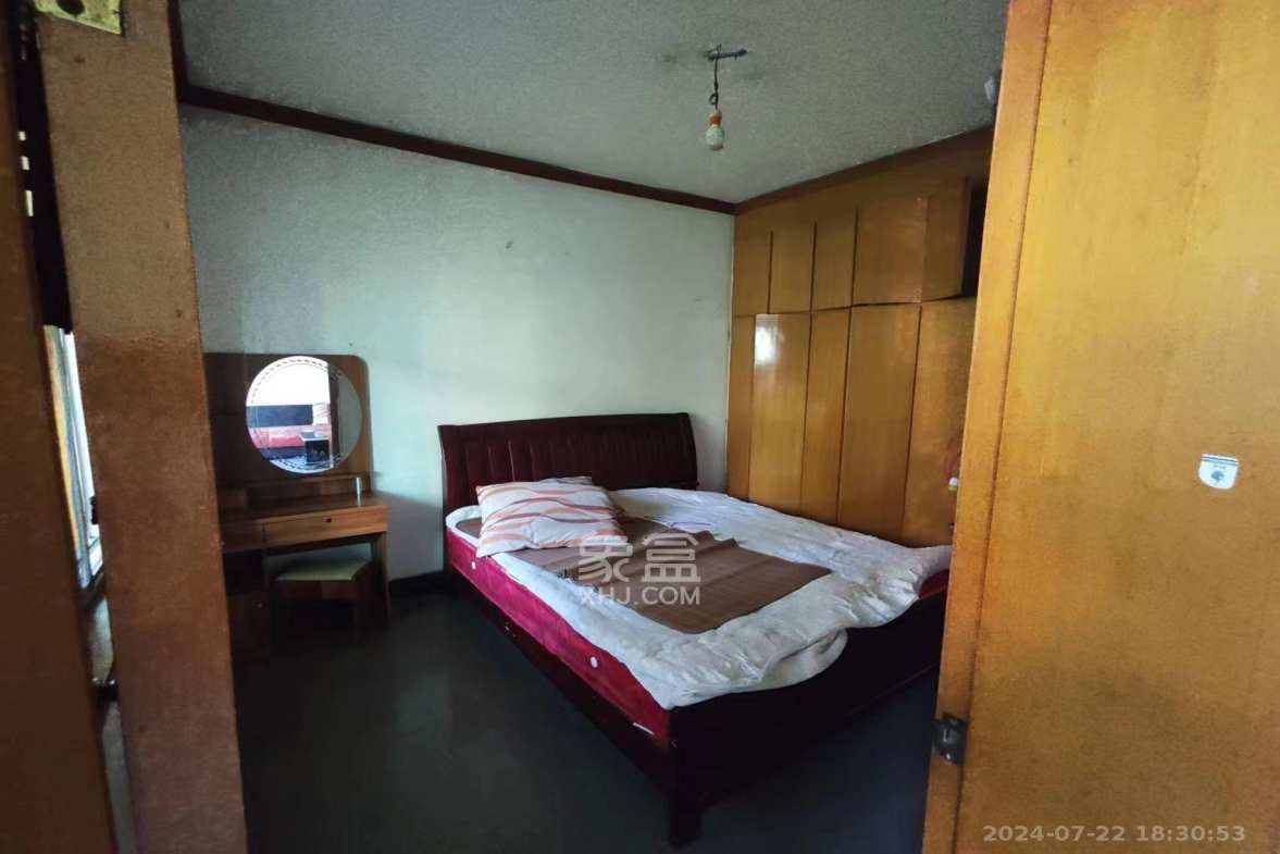 铸造厂宿舍  3室2厅1卫   1300.00元/月室内图
