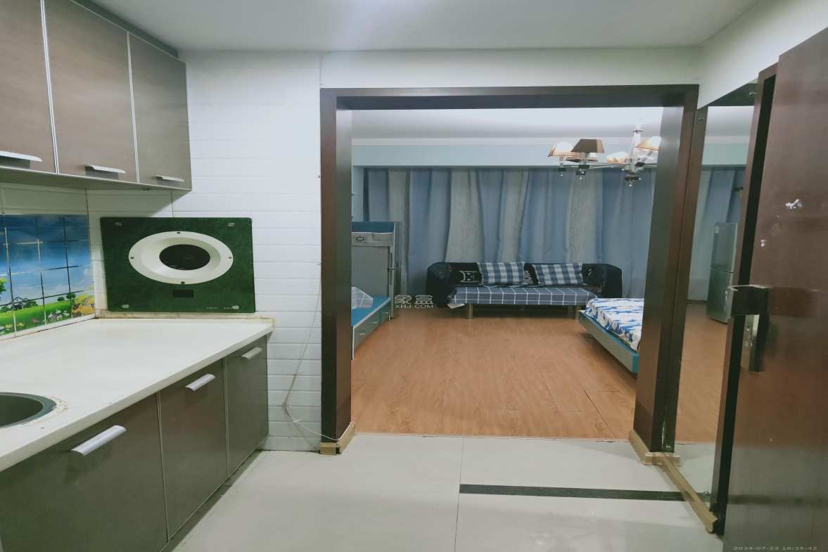 标志商务中心  1室1厅1卫   1500.00元/月室内图