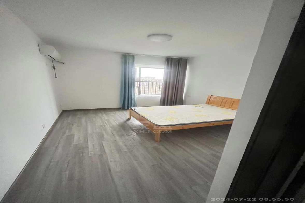 中建江湾壹号  4室2厅2卫   2600.00元/月室内图