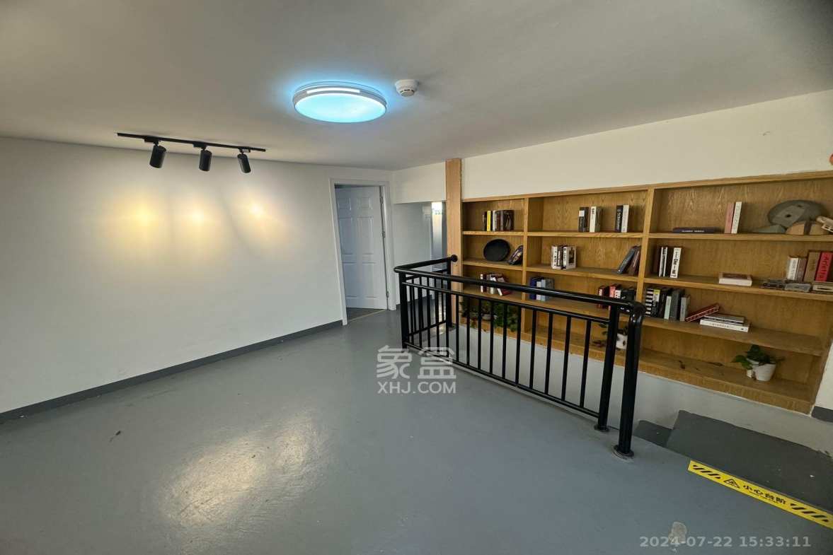 城市快线(新建大厦) 1室1厅1卫 5000.0元/月 城市快线(新建大厦) 1室1厅1卫 5000.0元/月室内图