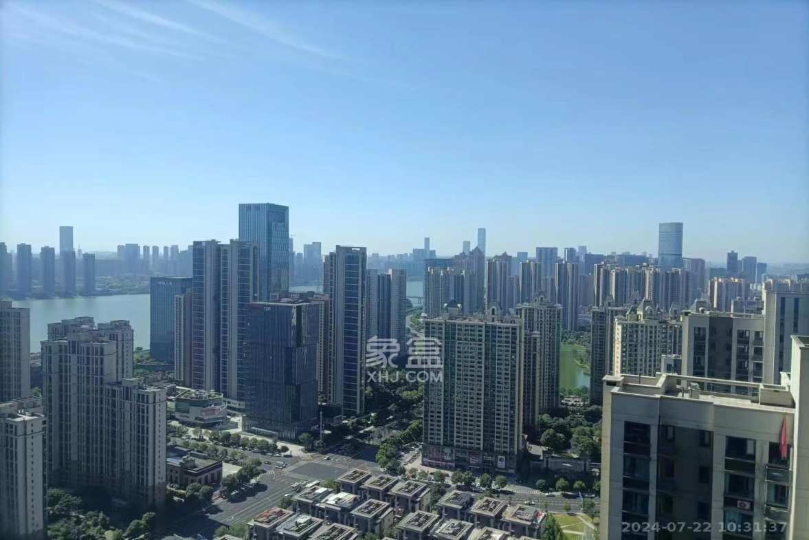 卓越中寰  1室1厅1卫   2800.00元/月室内图