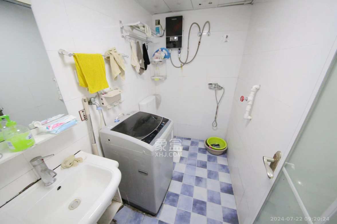 长远华樟名府  1室1厅1卫   1500.00元/月室内图