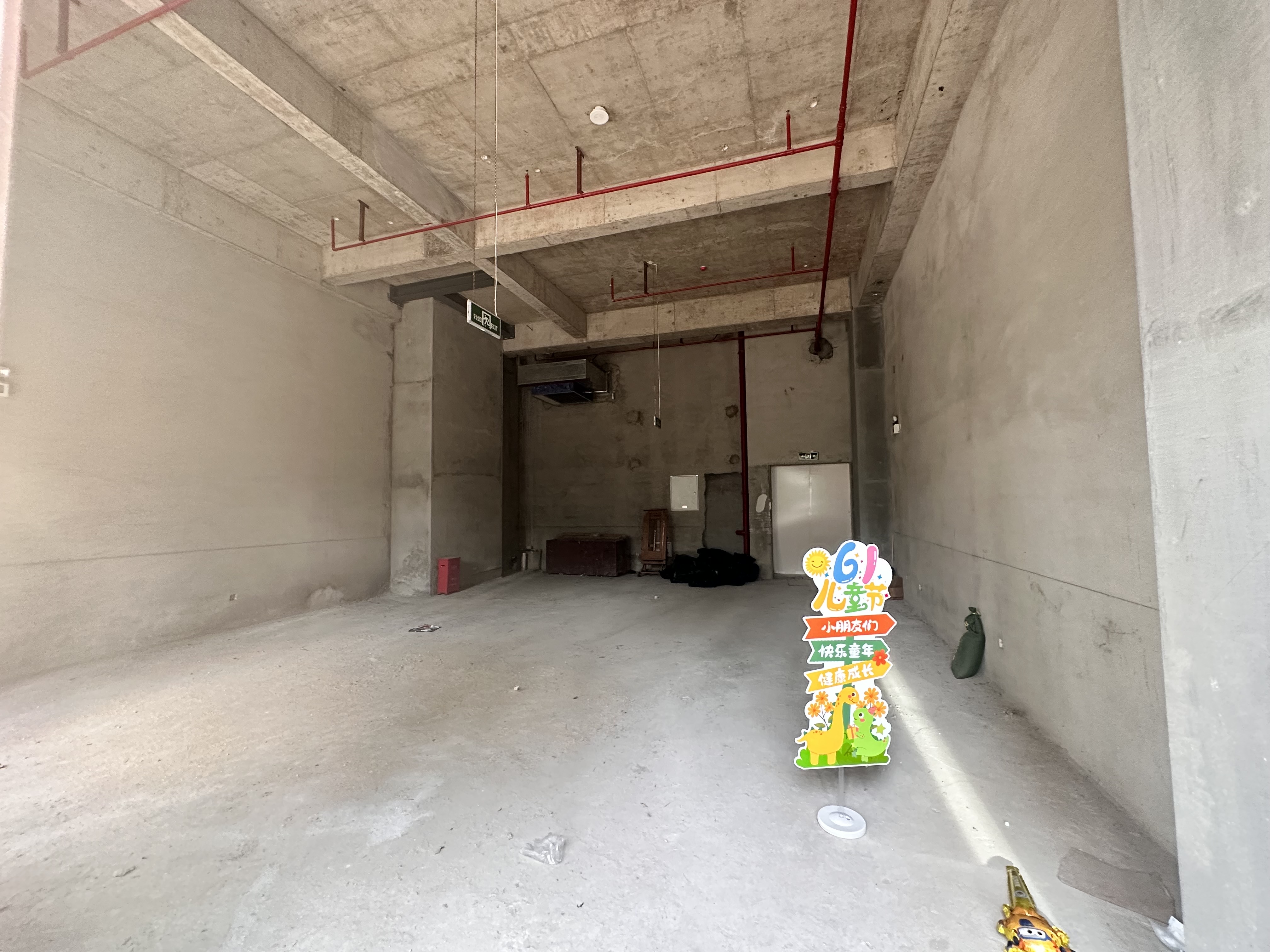 海航豪庭南苑   228.53㎡      18000.0元/月室内图