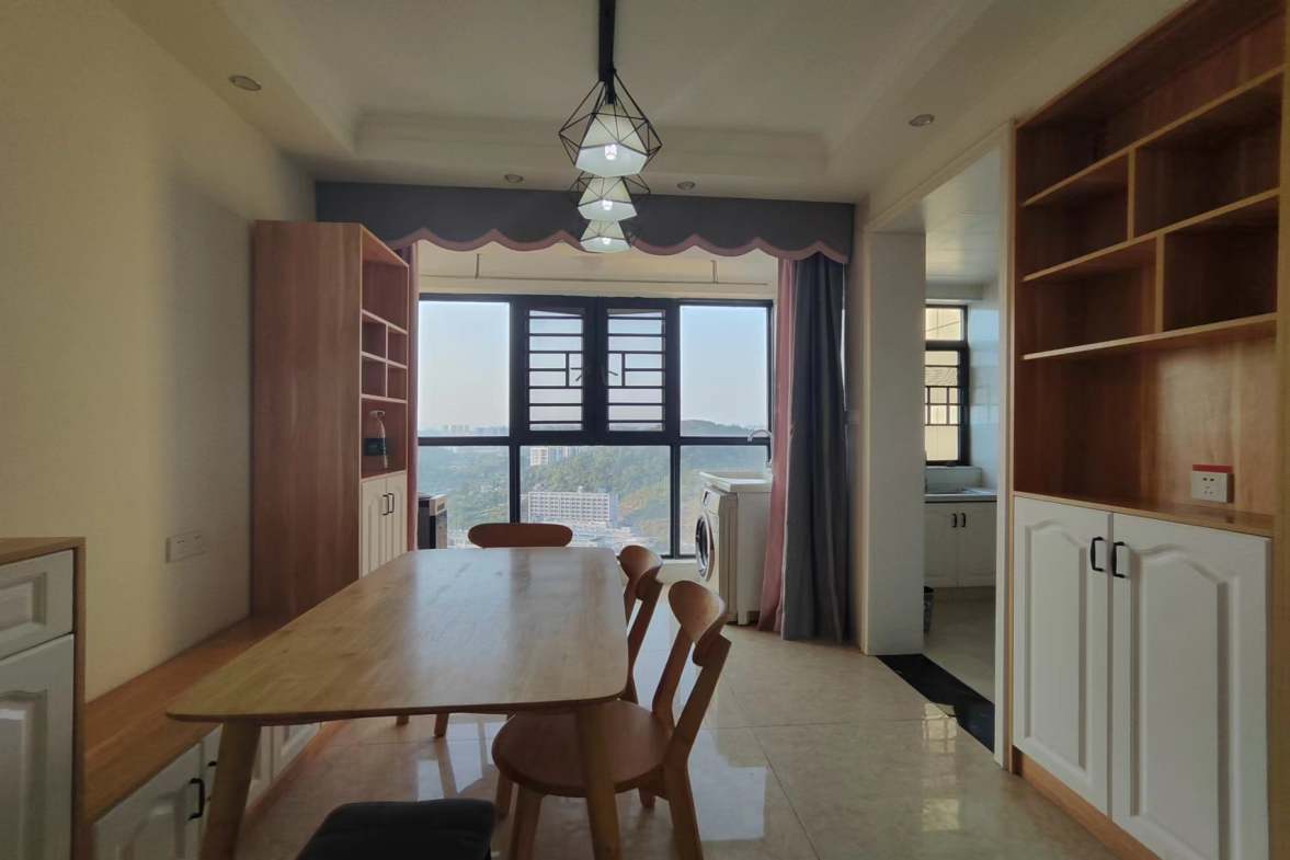 百弘学府城 3室2厅2卫 2000.0元/月 百弘学府城 3室2厅2卫 2000.0元/月室内图