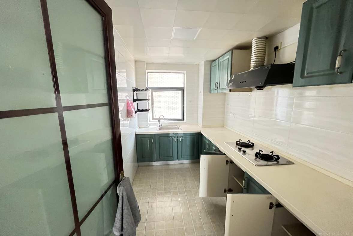 曙光领峰（曙光家园）  2室2厅1卫    2500.0元/月室内图