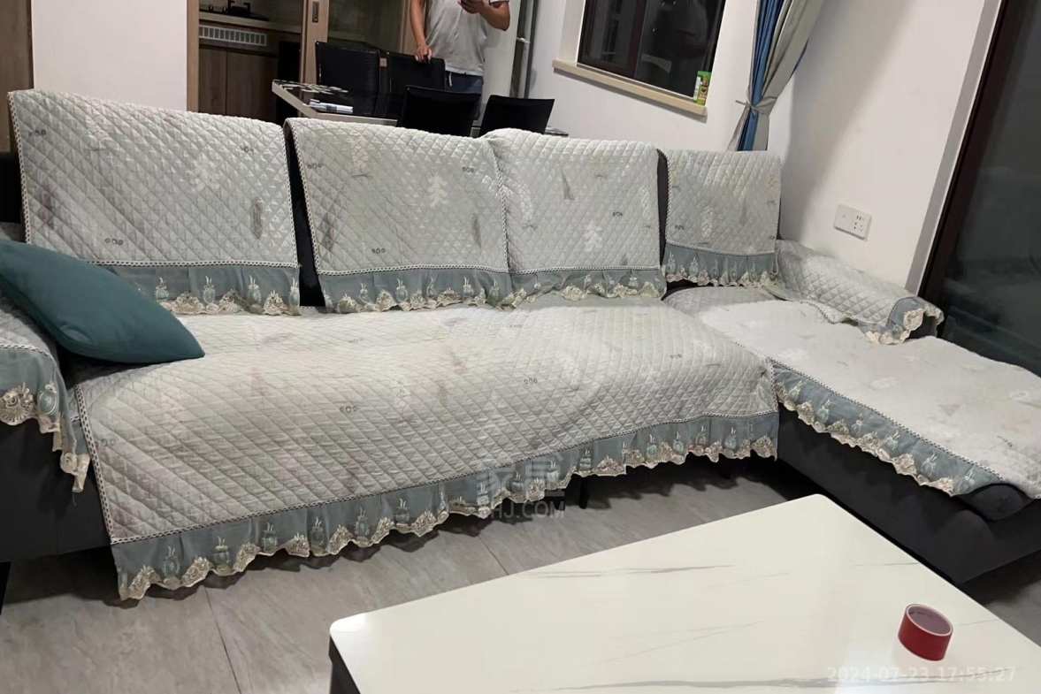 蓝溪谷  4室2厅1卫   2400.00元/月室内图